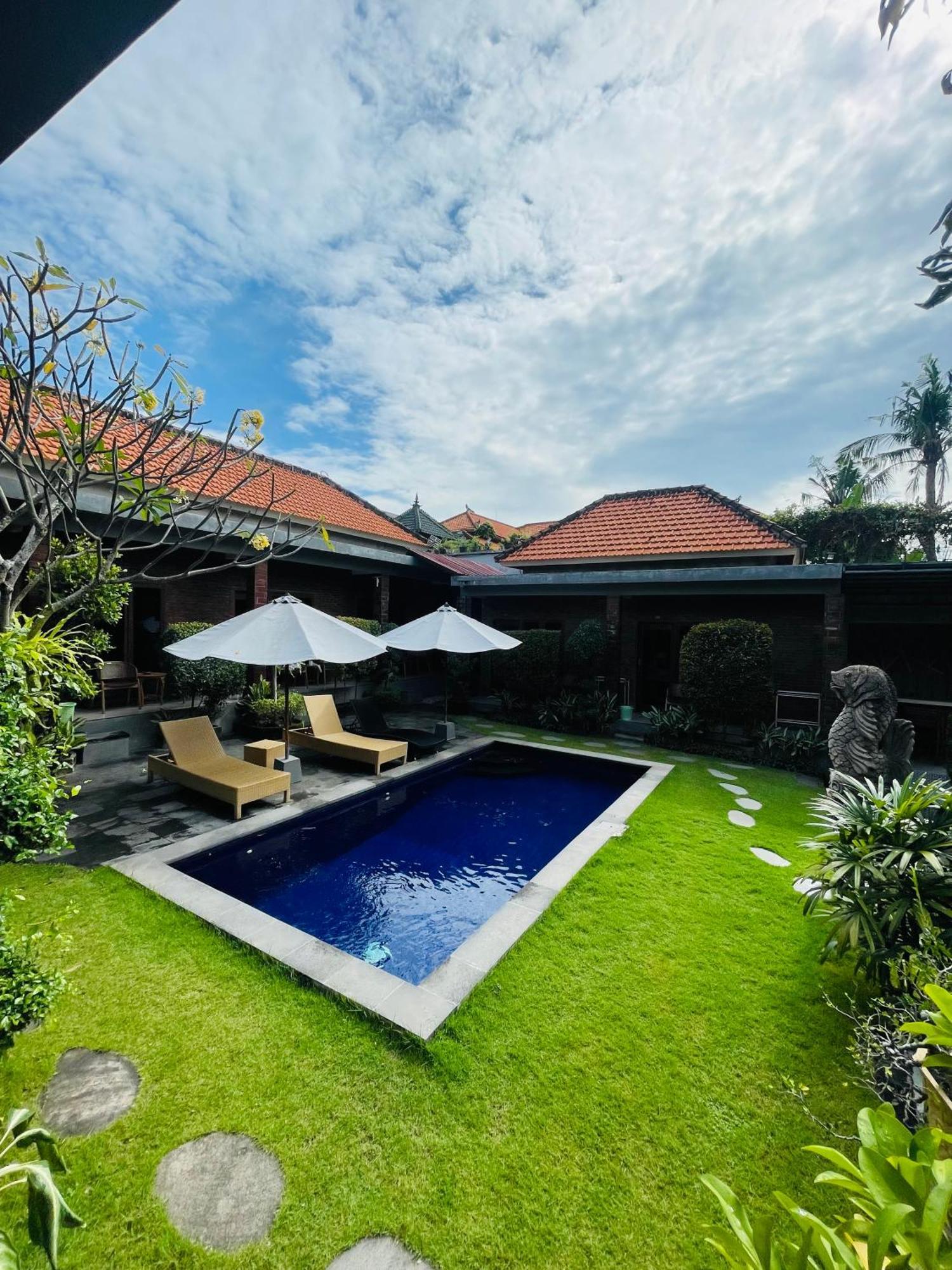 Dicky Guest House 2 Batu Bolong Canggu  Exterior photo